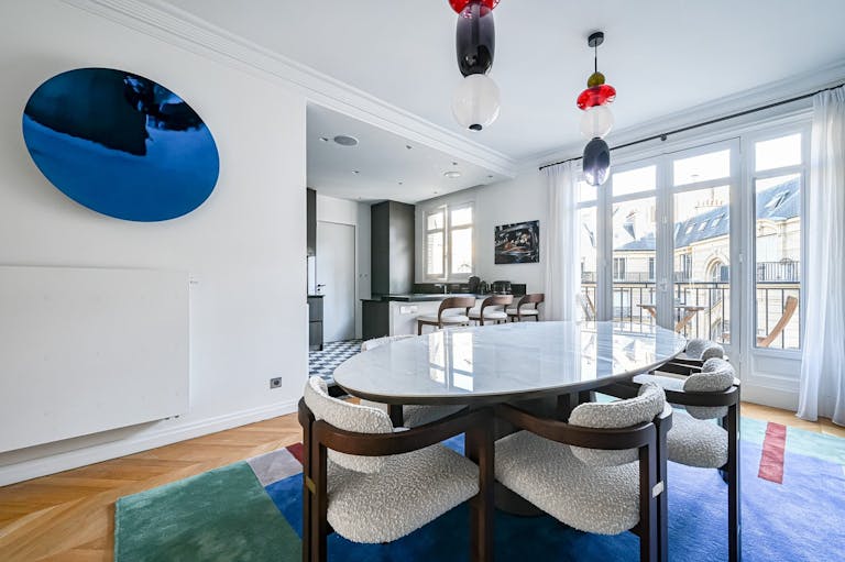 Appartement Haussmannien de 170m2 Avenue Victor Hugo - Image 1
