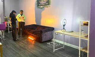 Luxurious Urban Atelier - Image 21