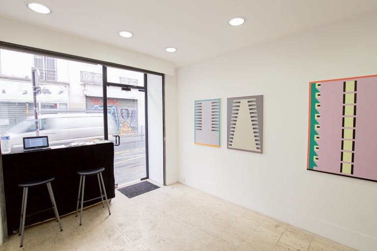 Minimal Gallery in Le Marais - Image 2