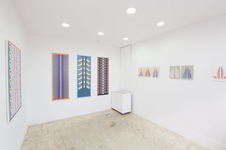 Minimal Gallery in Le Marais - Image 3