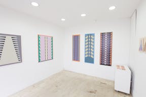 Minimal Gallery in Le Marais - Image 4