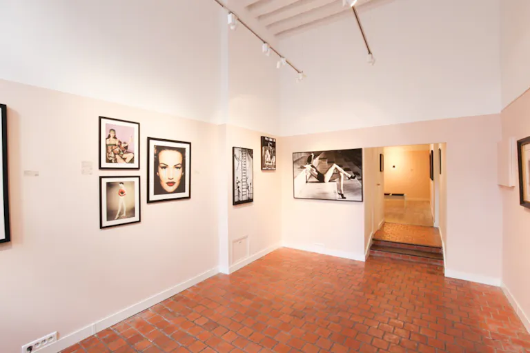 Excellent Gallery in Le Marais - Image 4