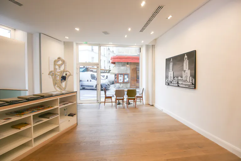 Saint Germain des Prés Showroom - Image 0