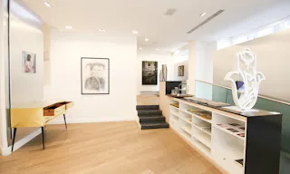 Saint Germain des Prés Showroom - Image 2