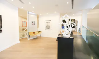 Saint Germain des Prés Showroom - Image 3
