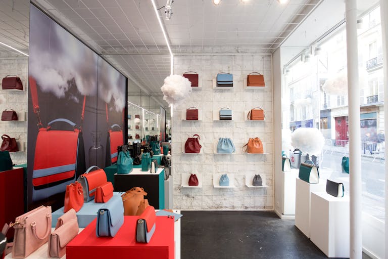 Contemporary Shop in Le Marais - Image 0