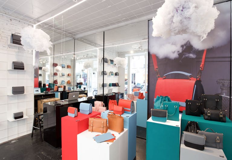 Contemporary Shop in Le Marais - Image 2