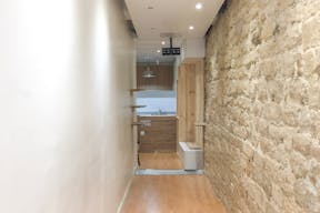 Saint Germain des Prés Shop Space - Image 1