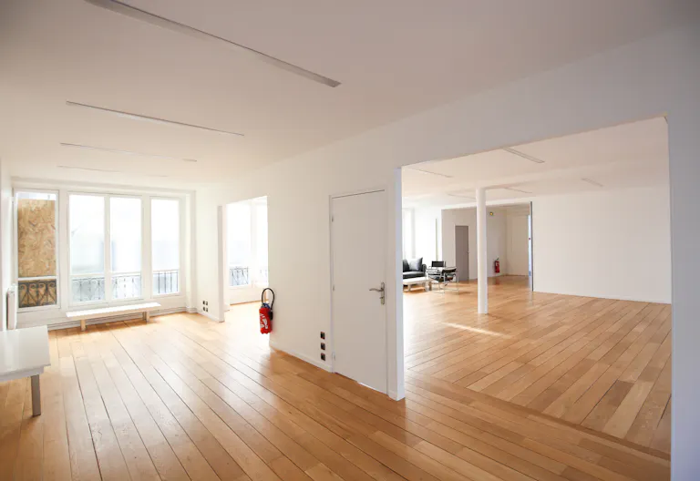 Classic Loft Space in Opera-Bourse - Image 3