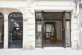 Showroom in Palais Royal - Image 7