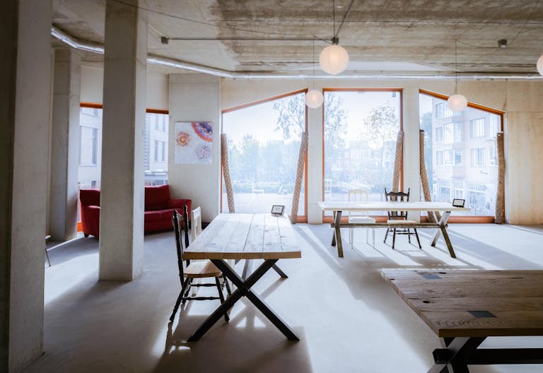 Pop-Up Showroom in Oost - Image 1