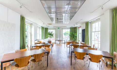 Classic Space in an Incredibly Beautiful Building - Image 0