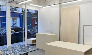 Minimal Boutique Space in Haut Marais - Image 0