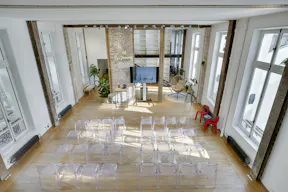 Spectacular Showroom in Le Marais - Image 2