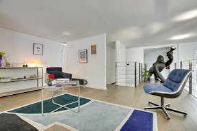 Spectacular Showroom in Le Marais - Image 14