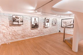 Gallery in Saint Germain des Prés - Image 3