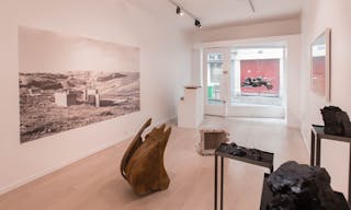 Bright Le Marais Showroom - Image 0