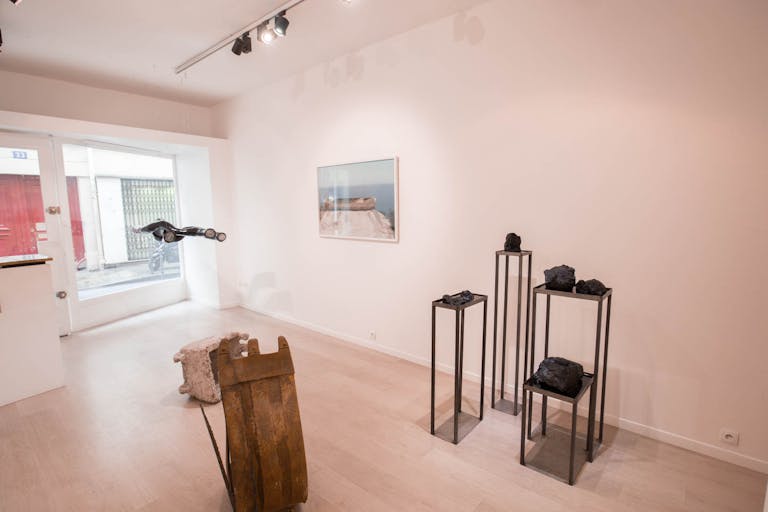 Bright Le Marais Showroom - Image 2