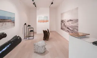 Bright Le Marais Showroom - Image 4