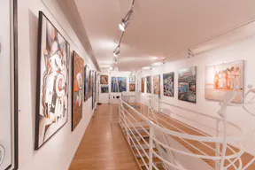 Characterful Showroom in the 8th district of Paris - Image 5