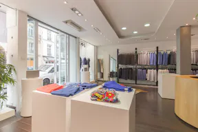 Sophisticated Temple Pop-Up Shop - Image 0