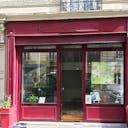 Modern Pop-Up Store in Voltaire