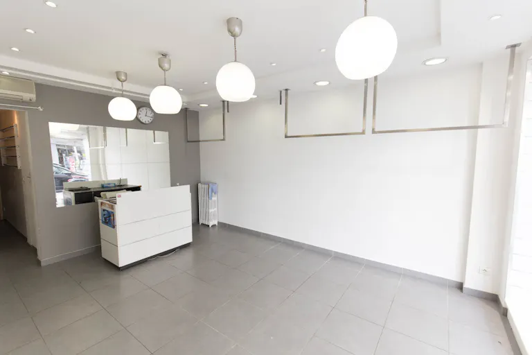 Pop-Up Store in Lecourbe - Image 3