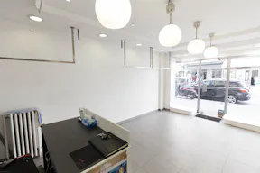 Pop-Up Store in Lecourbe - Image 5