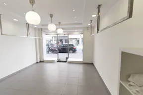 Pop-Up Store in Lecourbe - Image 6