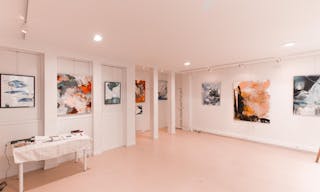 Large Showroom in Enfants-Rouges - Image 4