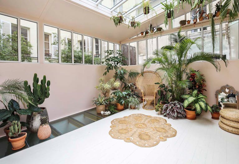 Showroom Space in Saint-Georges - Image 1