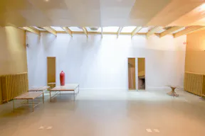 Showroom Space in Saint-Georges - Image 6