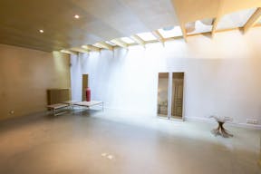 Showroom Space in Saint-Georges - Image 7