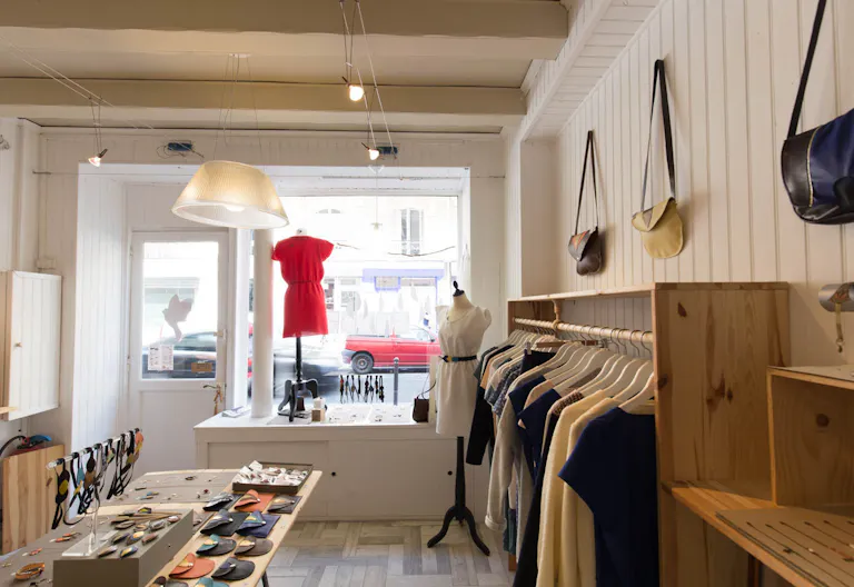 Pop-Up Store in Gare de Lyon - Image 1
