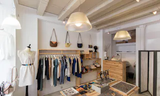 Pop-Up Store in Gare de Lyon - Image 3