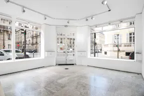 Boutique Quai Anatole France - Image 0