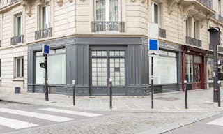 Boutique Quai Anatole France - Image 5