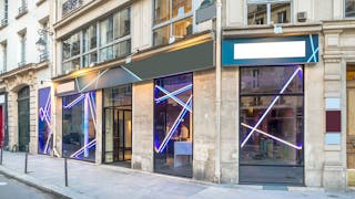 Historic Pop Up Store in Châtelet-les-Halles - Image 1