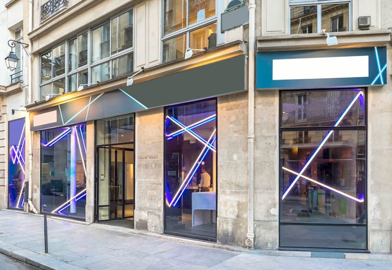 Historic Pop Up Store in Châtelet-les-Halles - Image 1