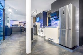 Historic Pop Up Store in Châtelet-les-Halles - Image 3