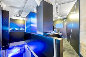 Historic Pop Up Store in Châtelet-les-Halles - Image 11