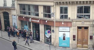 Historic Pop Up Store in Châtelet-les-Halles - Image 13