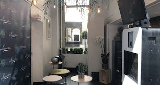 Historic Pop Up Store in Châtelet-les-Halles - Image 34