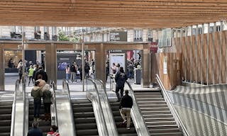 Historic Pop Up Store in Châtelet-les-Halles - Image 38