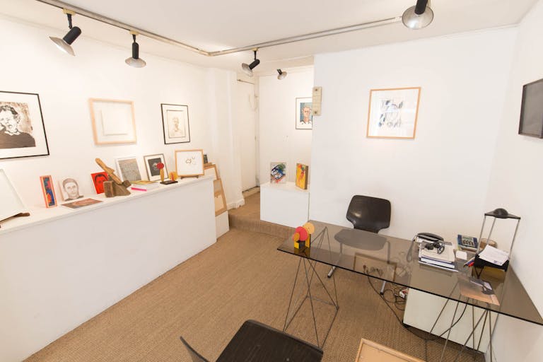 Showroom in Saint Germain des Prés - Image 3