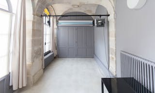 Unique Pop-Up Store in Le Marais - Image 0