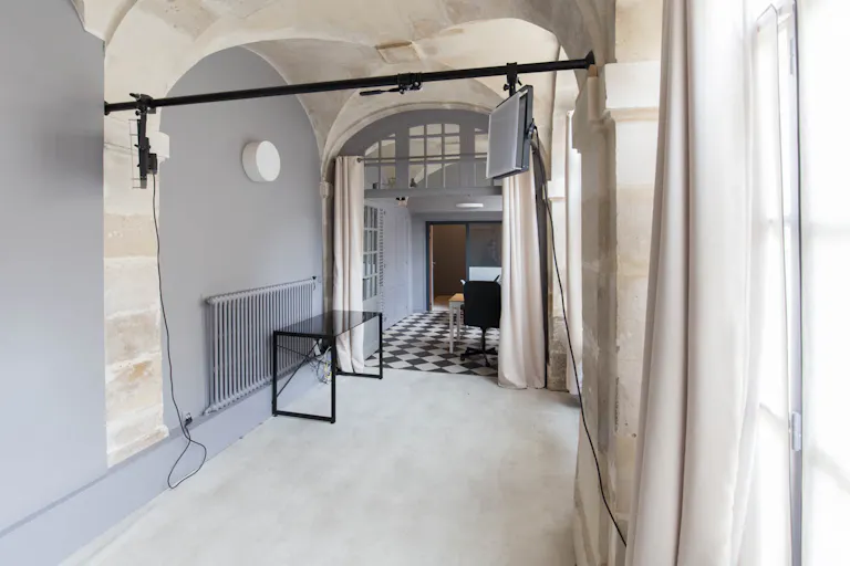 Unique Pop-Up Store in Le Marais - Image 1
