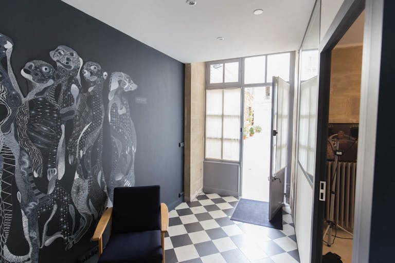 Unique Pop-Up Store in Le Marais - Image 2