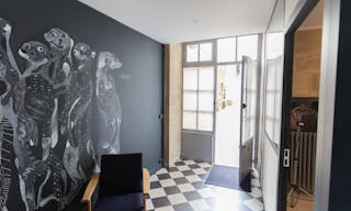 Unique Pop-Up Store in Le Marais - Image 2