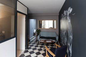 Unique Pop-Up Store in Le Marais - Image 3